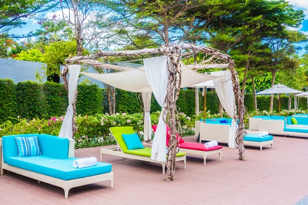 Pergole: Tworzenie Naturalnej Oazy w Twoim Ogrodzie